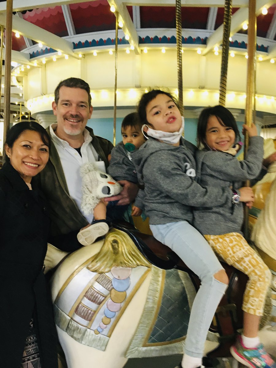nealgorman's tweet photo. Anyone have any carousel recommendations along Rt90, from ROC to Chicago? We are up to 57 on our family #CarouselAdventure, hoping to get 1 or 2 more in this year! Thanks for any tips! https://t.co/HyE2ZfOUDC