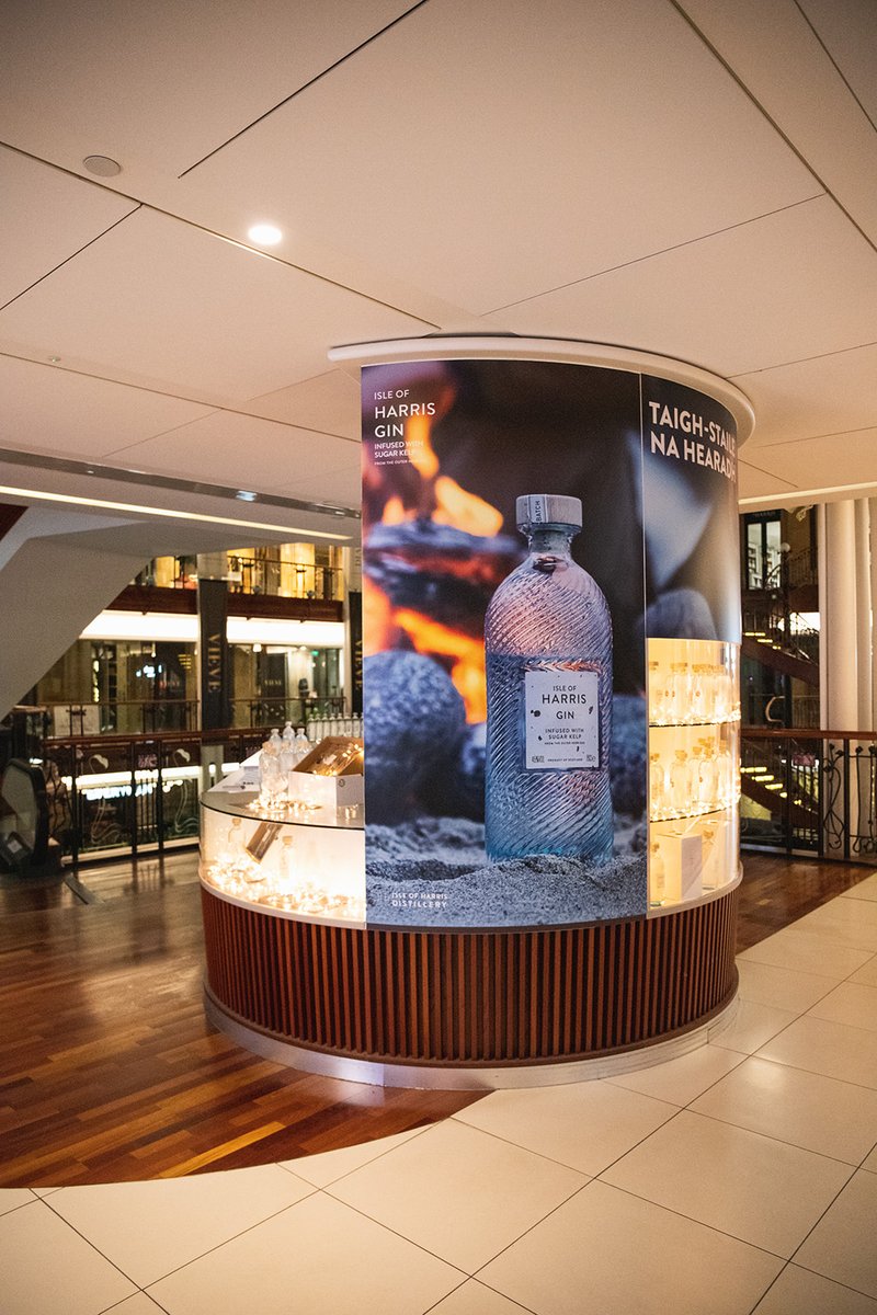 harrisdistiller's tweet photo. Whether you are in Harris or Glasgow you can still pick up some last minute Harris gifts.  Our distillery shop in Tarbert and the pop-up shop in Princes Square are open this week.  Whilst you are shopping why not pop by our neighbours @essenceofharris for some hand poured candles https://t.co/2HwoQN3ArU