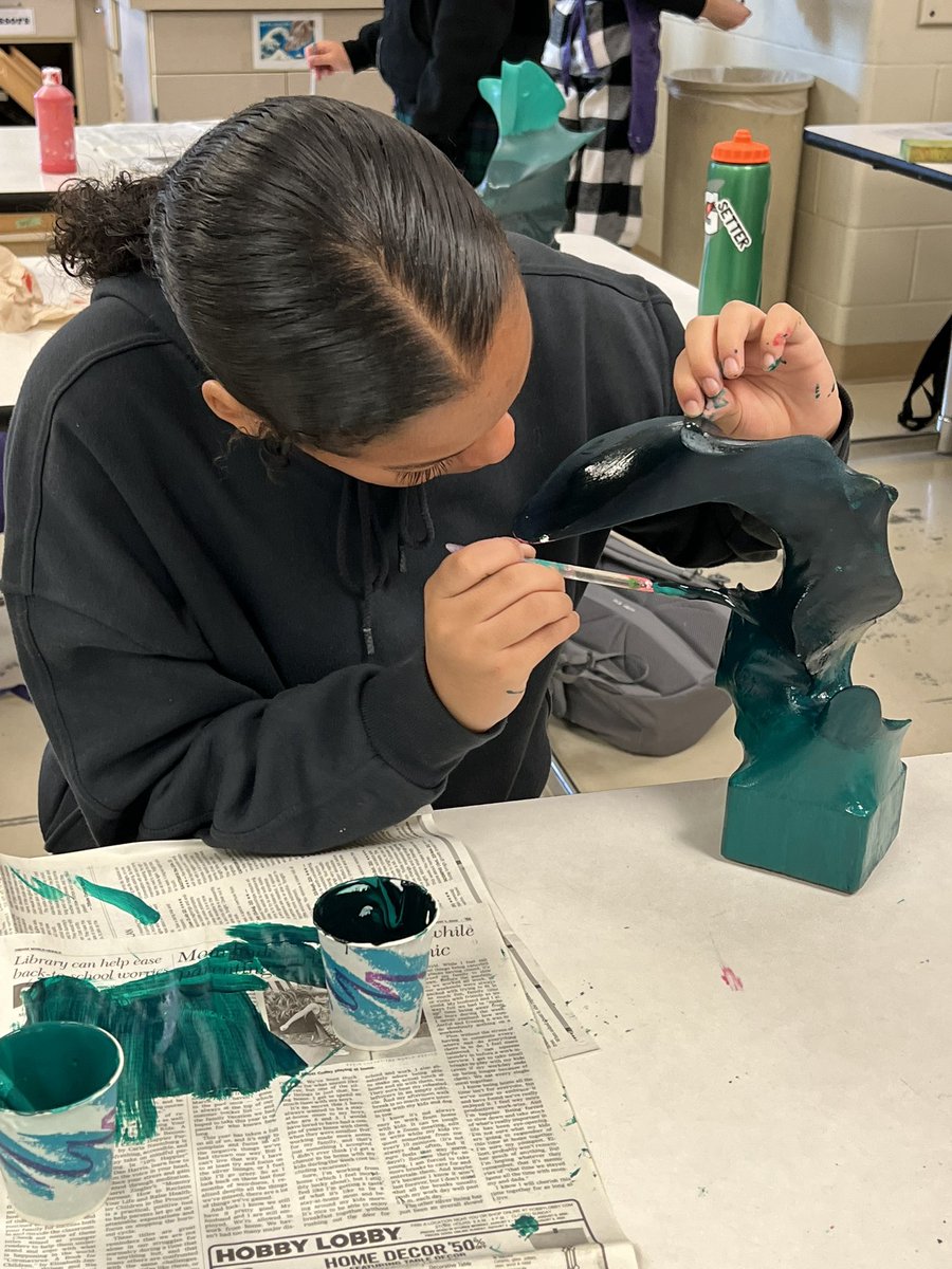 ArtsyTeacherOne's tweet photo. Progress Painting Pantyhose! 🎨 @BethLFink @MrsKatieHadan @BrentSnow5 @mps_russell @MillardPS #ArtEd #RussellExploratory #ArtMatters https://t.co/1EHubUTkBk