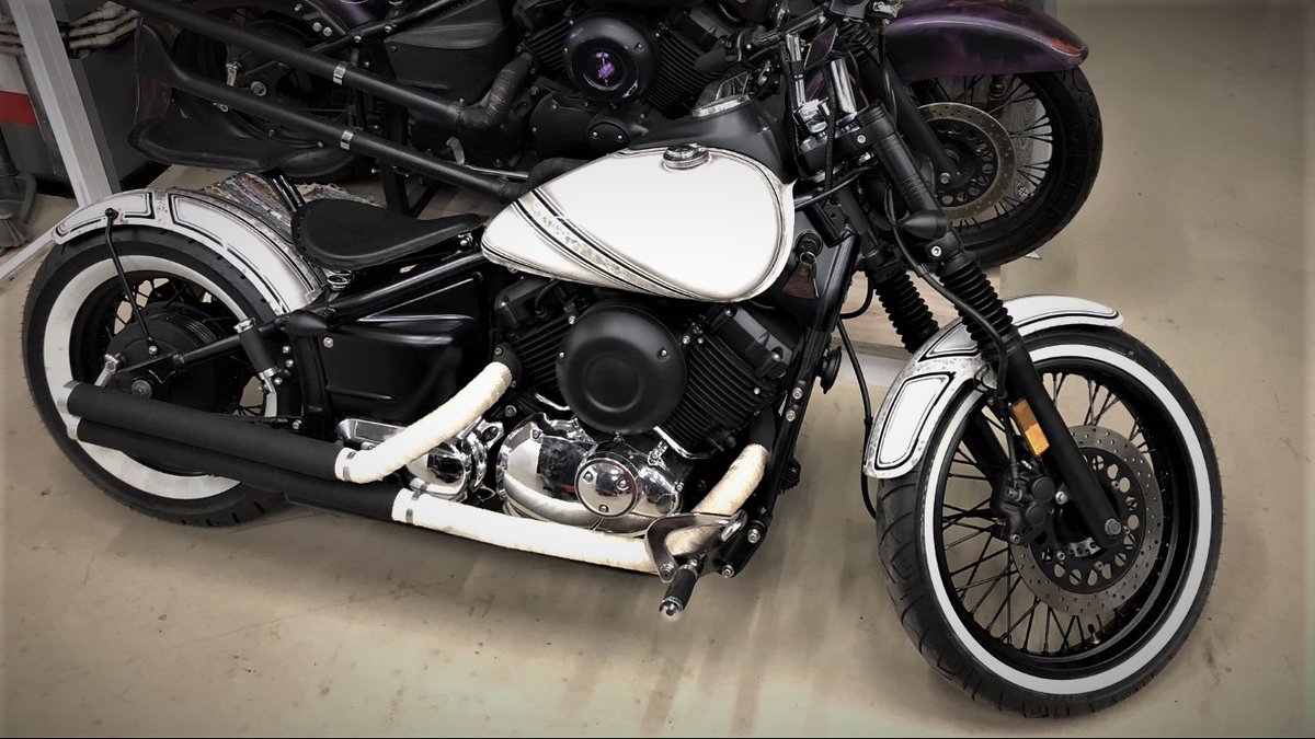 CustomNomad's tweet image. Yamaha XVS 650 "Crossroads" 
Built by Nomad Custom Motorcycle Ltd 
Second Project 2021
The true "Bobber" style achieved in this project. Black/white contrast, clean lines, simplicity. 
We hope that this is the last bobber we made with a back seat 🙂А Bobber rider is a Solo rider.