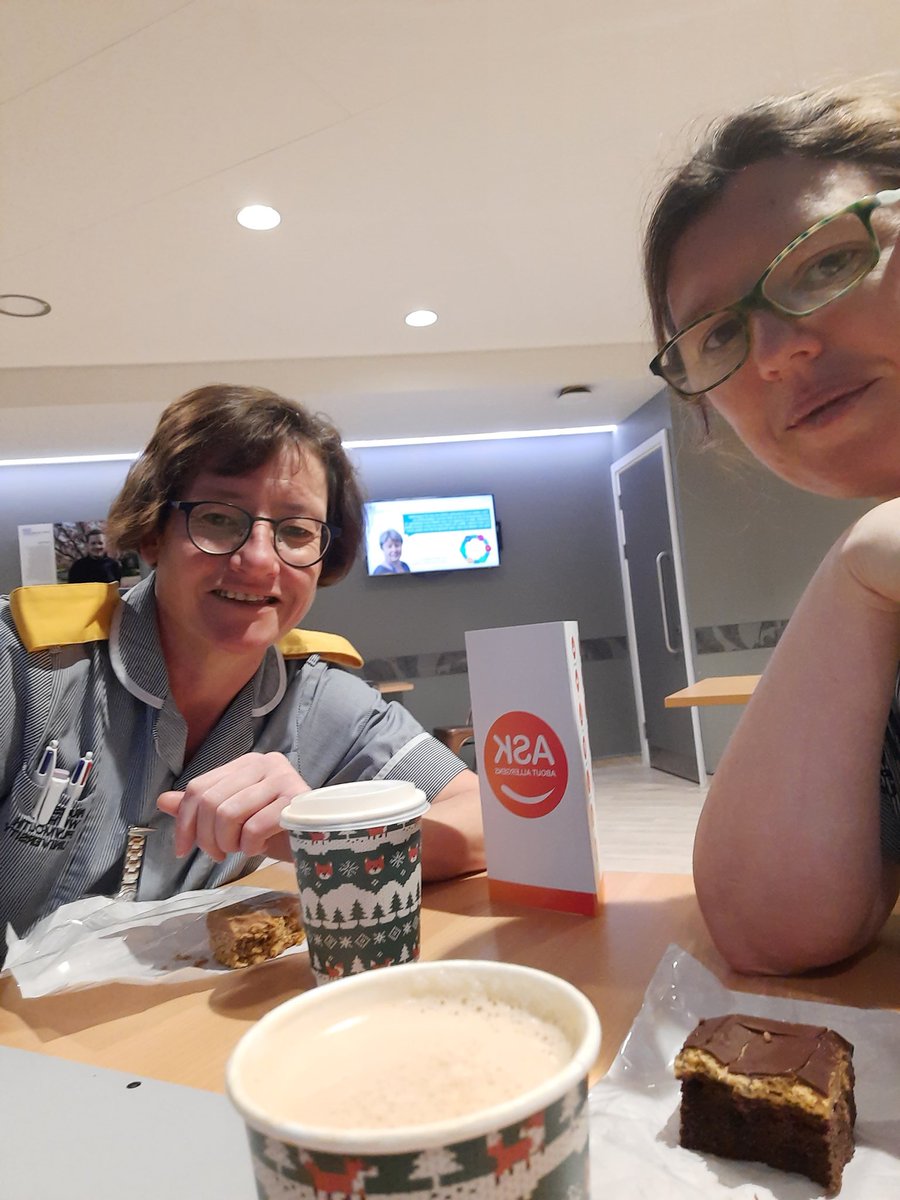 Coffee and cake break with my fellow student. Well deserved I'd say. <a href="/KarlyHa36329447/">Karly Harper 💚</a>