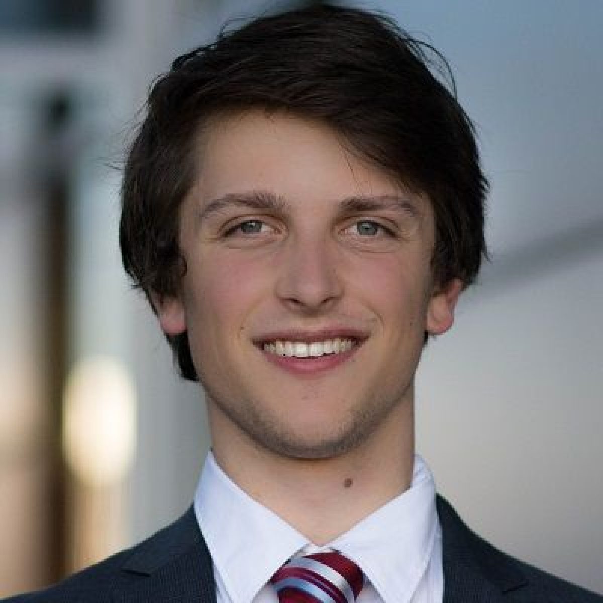Happy 26th birthday to (Feliks Zemdegs)! The Rubik\s Cube Speedsolver 