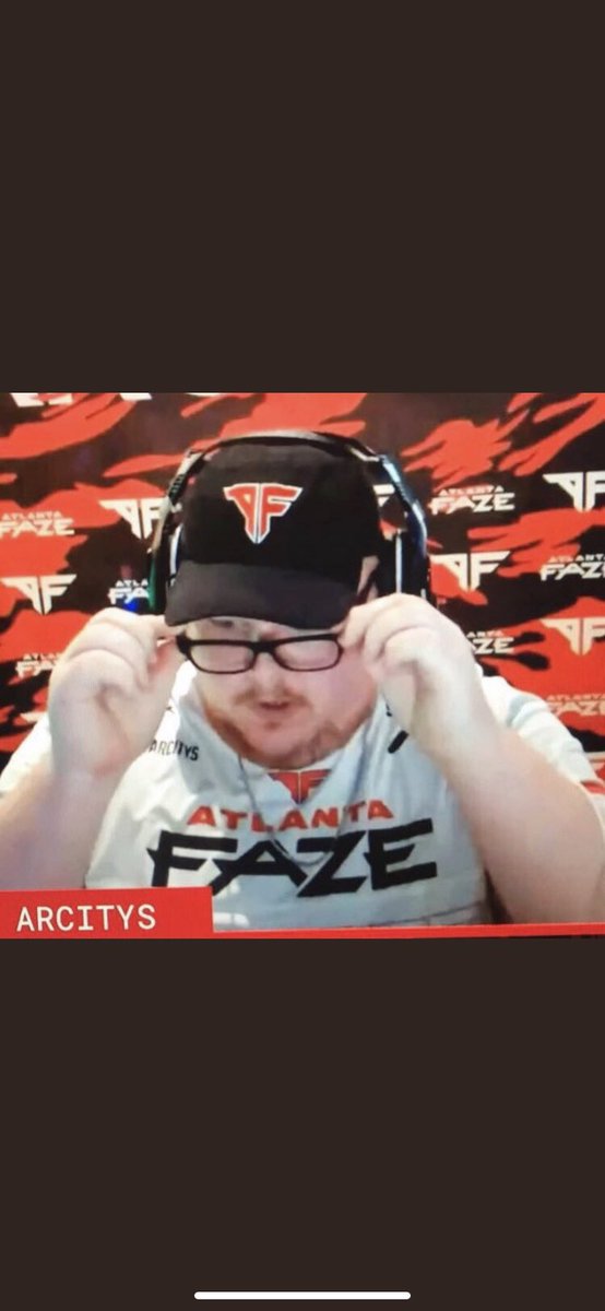 TheoGPhobia's tweet photo. @Arcitys @DashySZN class act🤌🏽 https://t.co/iXeav4L92h