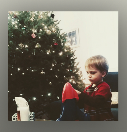 jessicasmucker's tweet photo. Guess which 2 songs first inspired me to create my Real Christmas #playlist? 
(Hint: Let's Get a Tree is not one of them) https://t.co/2ZjpzckuKn

Correct answers get a sneak preview of my next single! 

#spotifyplaylist #singersongwriter #letsgetatree #holidayplaylist https://t.co/x1iiqn6sxA