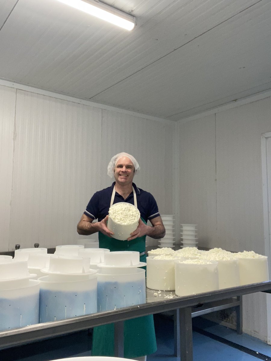 That’s a wrap. Our last cheese make of 2021. It’s been a weird year. Let’s hope for a better 2022 
#irishcheese #farmhousecheese  #goatscheese #ireland #irishfood #sustainablefarming