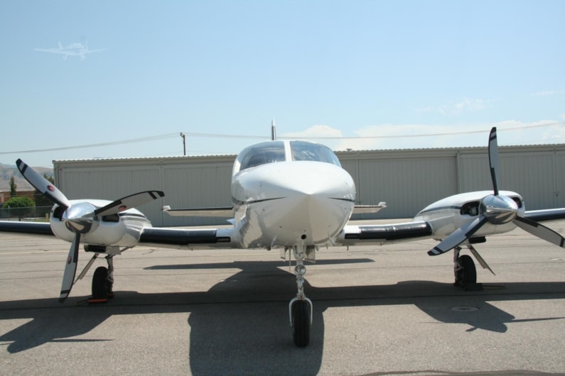 aircraftseller's tweet image. 1981 Cessna 414A RAM FOR SALE

Highlights: 8 total seats, Garmin avionics, ADS-B In &amp;amp; Out, TT 3511 hrs, Annual c/w June 2021, and more!

Check out more pictures here: globalair.com/aircraft-for-s…

#cessna #cessna414 #aircraftforsale #aviation #aircraft