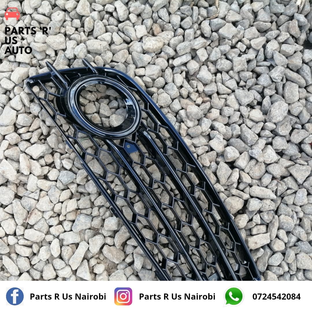PartsRUsAuto1's tweet photo. Audi A4 Honeycomb Foglight Cover 2009-2012. Contact us on 0724542084 for offer price. 
#AudiA4
#PartsRUsAuto
#foglightcover
#Honeycomb https://t.co/nR7w1vVJXH