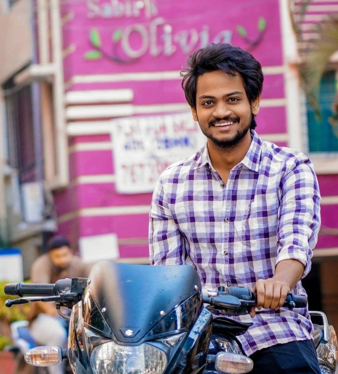 JosephVijayyy's tweet photo. #PeoplesWinnerShannu #Raju #RajuJayamohan #Shannu 

Mr. cool  😎  of #BiggBossTelugu5 and #BiggBosstamil5 https://t.co/ltlqDn9Til