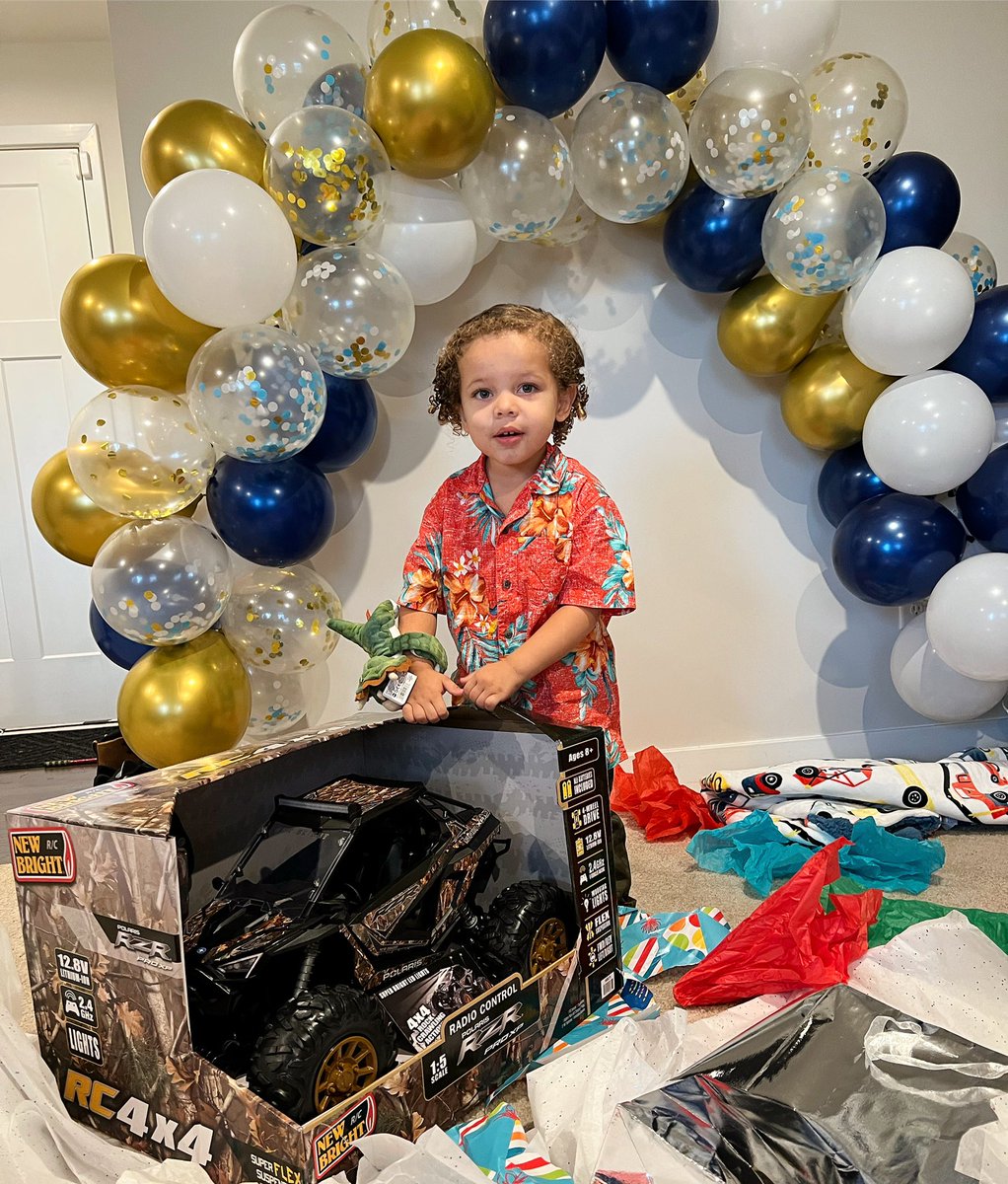 haleyhardin21's tweet photo. •December 8, 2021•
•Wrigley’s 3rd Birthday!• 🥳🎈

Happiest of birthdays to my sweet, sweet little man! Wrigley, I love every single little thing about you! Your giggles, your smile, your hugs and kisses- I love them all the most! Happy 3rd Birthday, Baby Boy!!

🥳🎈🎁🎂💙✨ https://t.co/jNnqSXiSB9