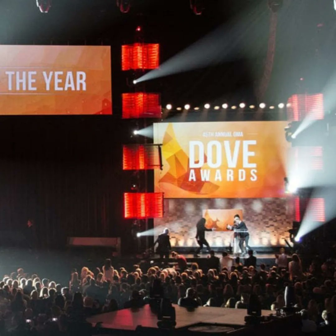Event tech is constantly updating, and staying on top of these changes keeps your production competitive. If you have an upcoming TV project, let our team design yours. Learn more here: buff.ly/3kEZgjn

#liveevents #audiovisual #eventlighting #elitemultimedia
