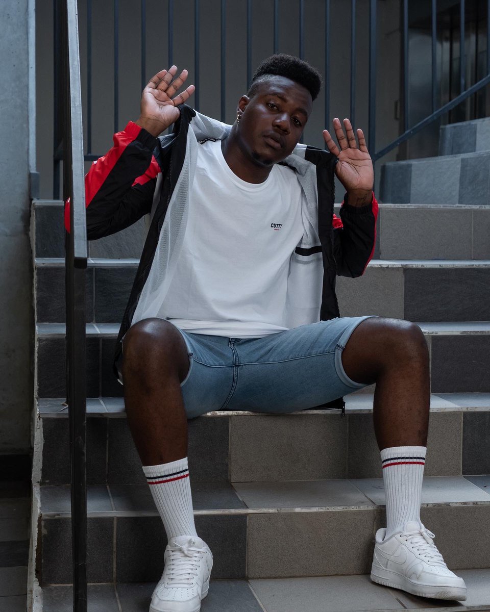 Summer nights - a social campaign for <a href="/CUTTYafrica/">CUTTYafrica</a> 

Thanks to the team for helping me bring this to life. Appreciate all of you! 💯

Creative Direction: Dominic Korb
Photography: Dominic Korb
Talent: @UnamiKombanie