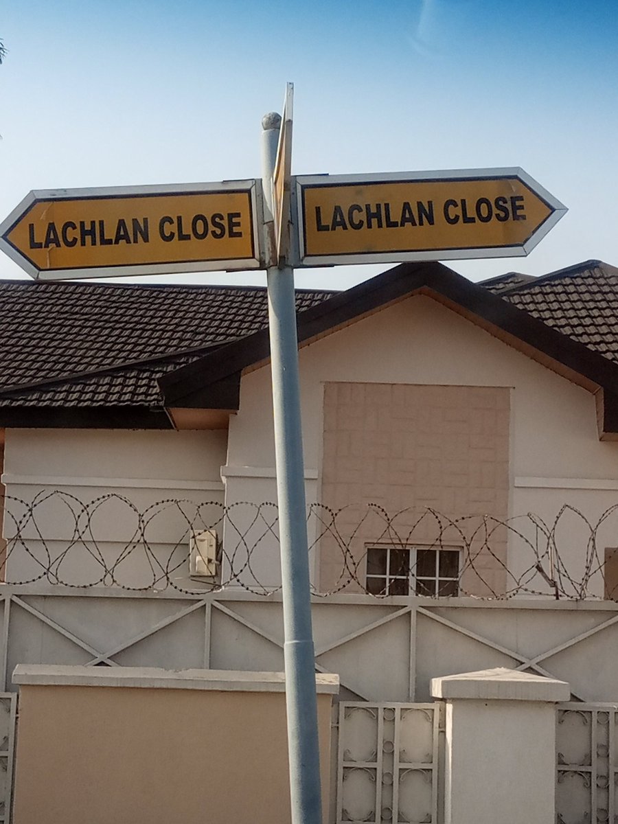 akunnachux's tweet image. This mansion is on 2, Lachlan Close, off Osun Crt. Maitama; between Late Gen. Abacha's &amp;amp; Gen. Jerry Useni's. PMB is fighting kwarapshion, eh? Well, a key minister of his erected this in less than a yr. Let's help EFCC, ICPC &amp;amp; CCT do their jobs. RT if you wanna know the minister.