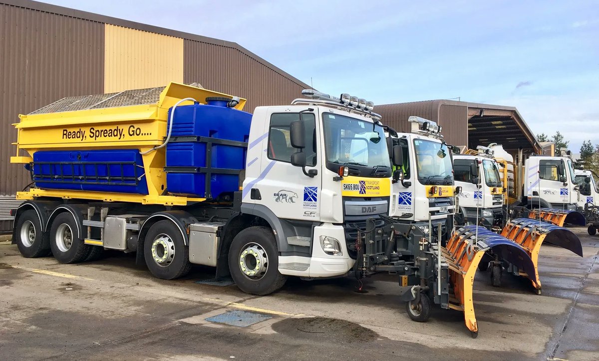 NWTrunkRoads's tweet photo. We'll have 34 frontline spreaders out for salt treatments as well 13 patrol gritters out making sure trunk roads in the NW of #Scotland remain safe. Check the movement of our gritters via @trafficscotland's gritter tracker here: https://t.co/Hjiq7XY1Mg #ReadySpreadyGo https://t.co/aHpgd60C8o
