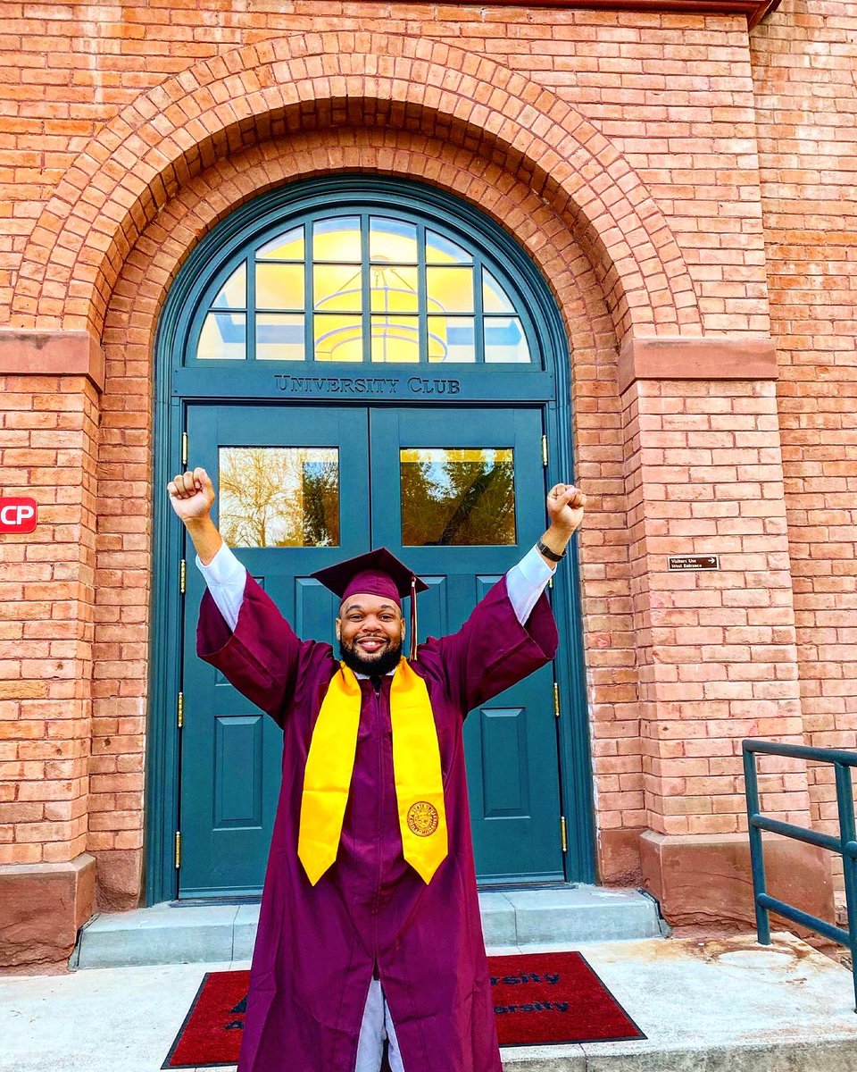 AiYoNick's tweet photo. Pulled up to @ASU last week like #ASUGrad @asuonline #UrbanPlanner #Finally https://t.co/2XDfcZEpzE