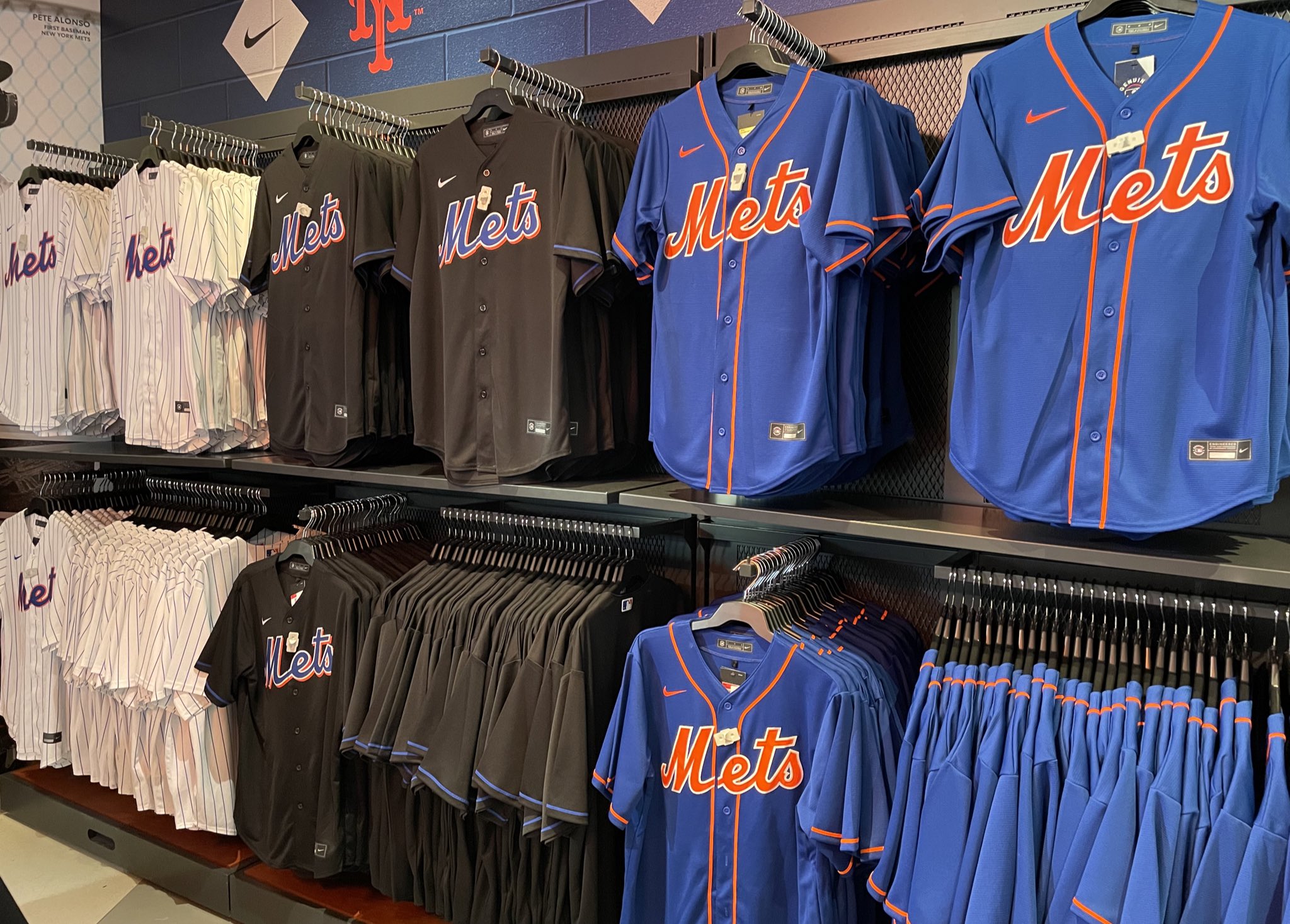 New York Mets Gear, Mets Merchandise, Mets Apparel, Store