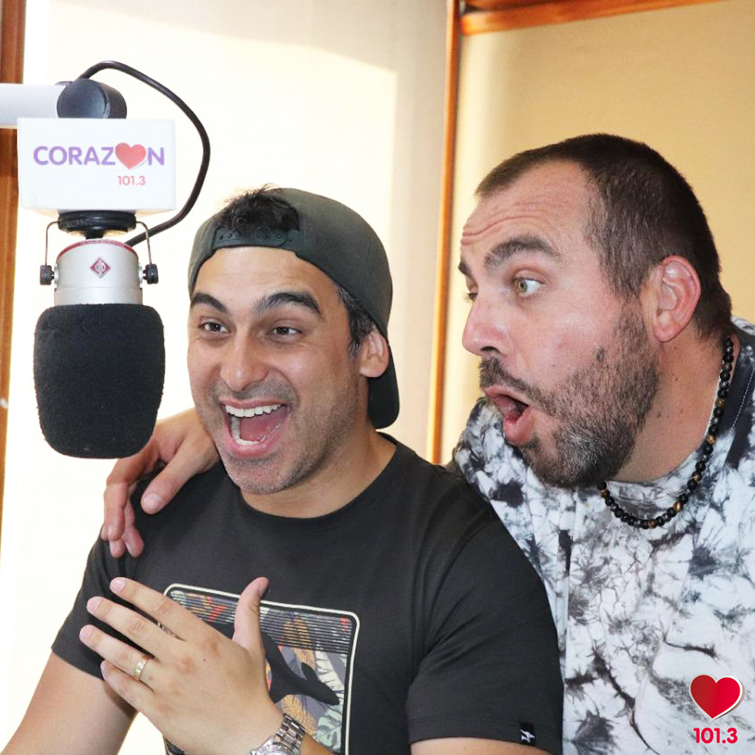 RadioCorazonFM's tweet photo. ¿QUÉ HACE PARA CAPEAR EL CALOR? #TocaDoble con @fcokaminski y @giankchile al 22 381 2040, 41, 42 y audios al wsp+569 6785 3972 ❤️
🔴 https://t.co/0kBpnoJCAJ 101.3 #RadioCorazón https://t.co/MppbCsz1y0