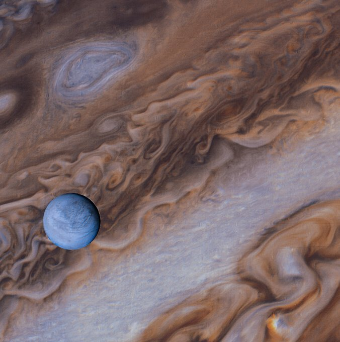 ineed__spacee's tweet photo. Europa seen above #Jupiter’s atmosphere. https://t.co/7wgmUsM29m