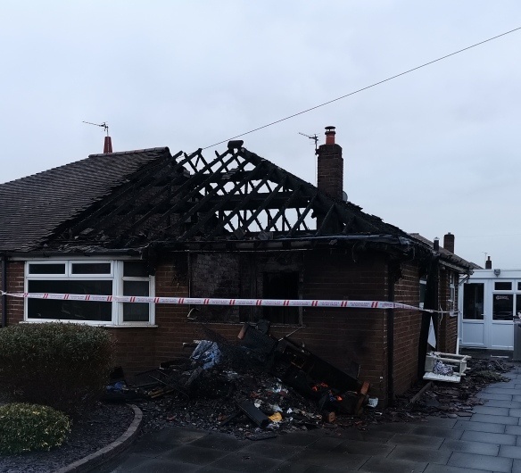 CheshFireOCSCM's tweet photo. CM Davis has been supporting @TarporleyFS today
A busy day on the operational front with Standby Duties, an NWAS Gain Entry and Relief Duties for a house fire.
Great to catch up with the crew from Tarporley CM Dale, FF Armstong & FF Handforth.
#OCSCM #OnCall #Tarporley https://t.co/5ry9i3Jg4B