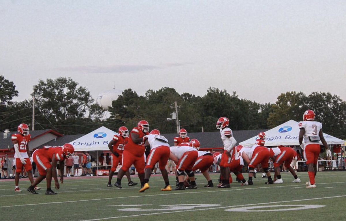 ChasinLunaVNTG's tweet image. QB1🚦.       .... 

#rustonla #rustonhighfootball
@Rustonfootball @RecruitLouisian