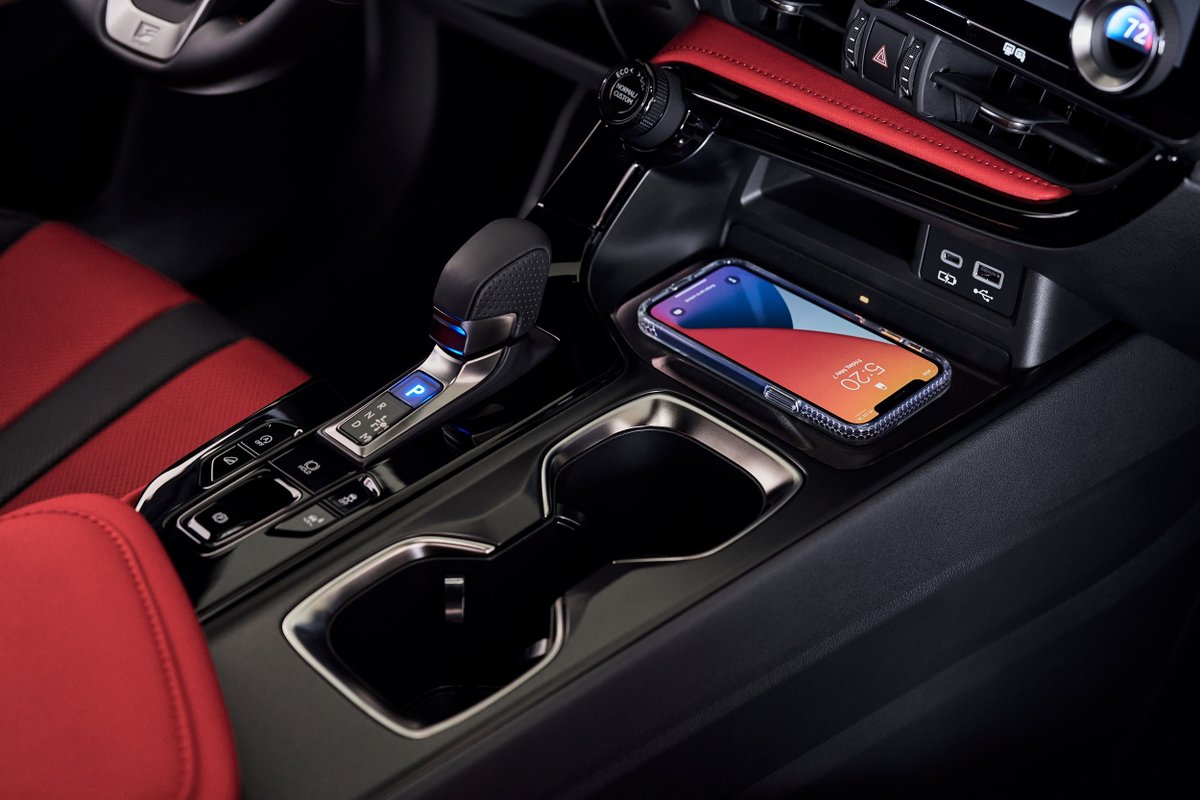 Lexus Woodland Hills tweet media
