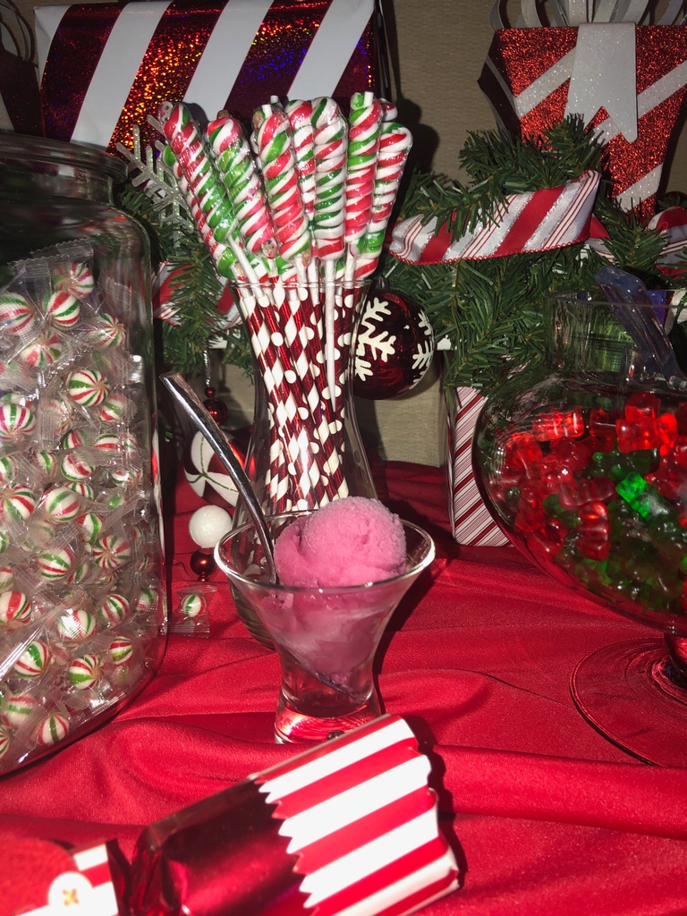 We were thrilled to be part of your next event! 

Call us today or visit Frost321.com now to book #Frost321 for your holiday celebration! 

#Frost #NitrogenIceCream⁠ #Frost321