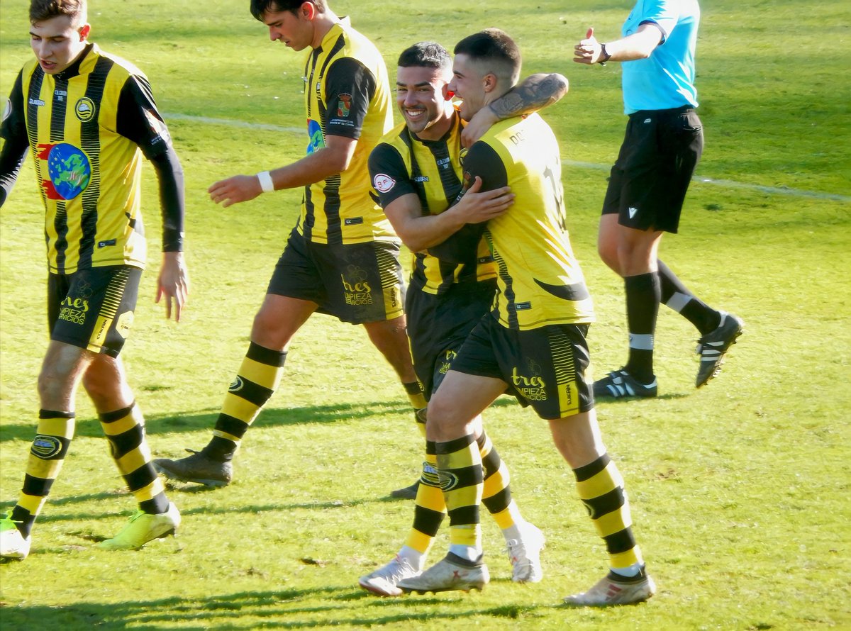 CDCayon's tweet photo. El domingo todos éramos Pablo Bolado 😍💛 https://t.co/LLkvHMPAB0