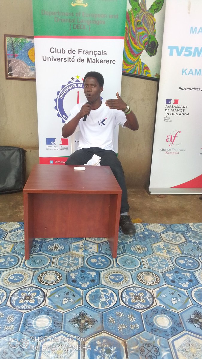 MulondoTitus's tweet photo. A bonjour Kampala élever français https://t.co/kpE1EjOSTu