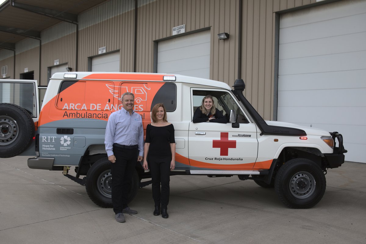 RIT College of Art and Design tweet media