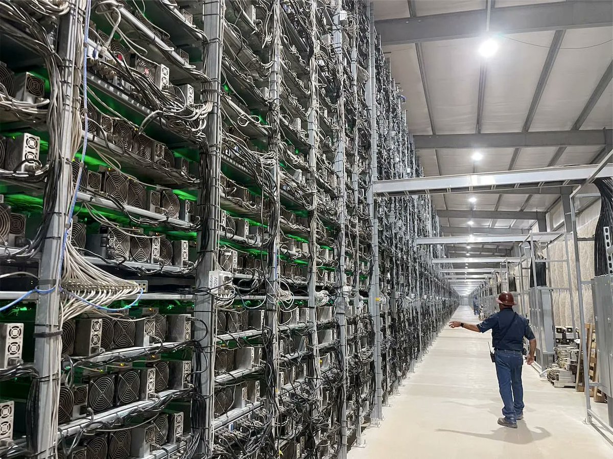 #Bitcoin mining has totally recovered from Chinese ban

buff.ly/33l3l7f

#bitcoinmining #cryptocurrency #miningbitcoin #crypto #cryptonews #defi #decentralizedfinance #cryptomining #hashrate