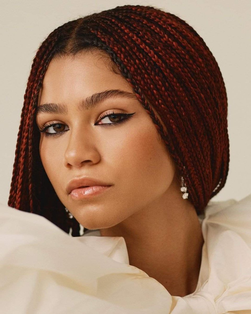Gerasoundz's tweet photo. ELA! A maior que temos, Zendaya é a atriz mais bem paga de 2021. https://t.co/hngpeMnPW3