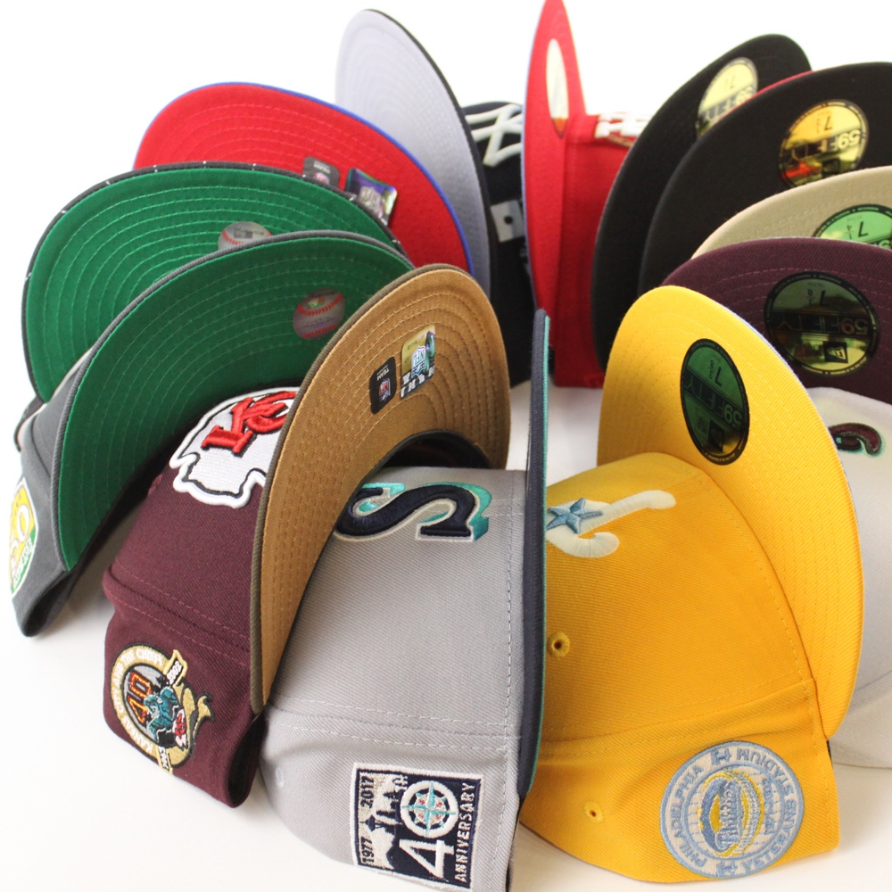 ECAP_CITY's tweet photo. ECAPCITY NEW DROP: Wednesday
Online Drop: 12/22/21
6PM EST | 5PM CST | 4PM MST | 3PM PST
https://t.co/sRGPb1KufA
#ECAPCITY #newerastyle #newdrop #59fifty #newera #mynewera #neweracap #fitted #Newerafittedhat #caplife https://t.co/FxfkDGheMz