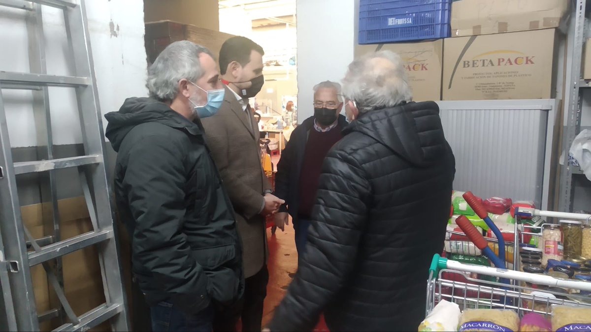 bdncom's tweet photo. El govern de #Badalona vol reprendre el projecte d'economat i assegura que podria funcionar abans que acabi el mandat. @torrents_d ha explicat que la nova piscina Mireia Belmonte, projectada a la Focus, no és prioritària, i volen que l'entitat hi pugui ampliar el seu espai https://t.co/XU9ZqCbKom