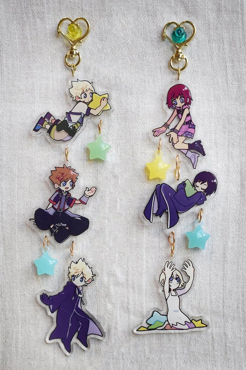 some of the KH stuff @ochuuhi has on her store https://t.co/3FfYufnUeP !! THEYRE ALL SO CUTE 