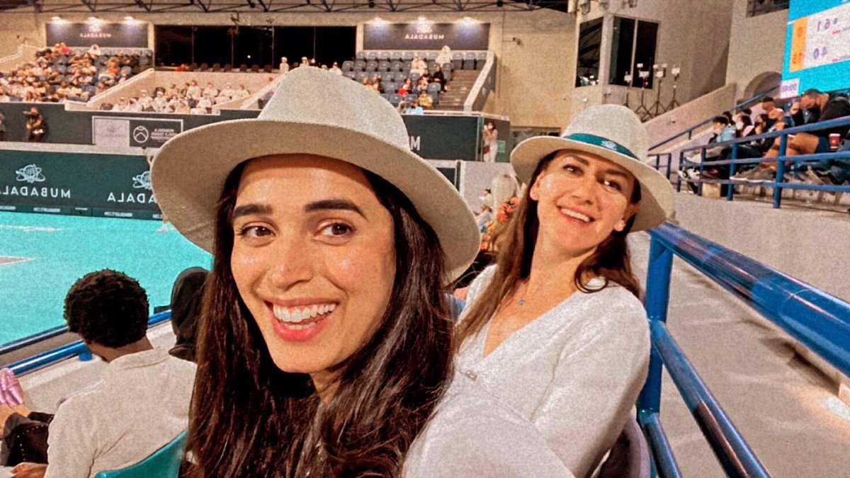 AsmaMah5's tweet photo. And it’s a wrap! A very exciting end to the year 2021. Super proud being The Official Hydration Partner at Mubadala World Tennis Championship, Abu Dhabi. 

See you all again, soon!

#andreyrublev #rafaelnadal #mwtc #abudhabi #tennis #proudpartners #kudos #ouroasisuae #surreal https://t.co/tkZOaOlkyk