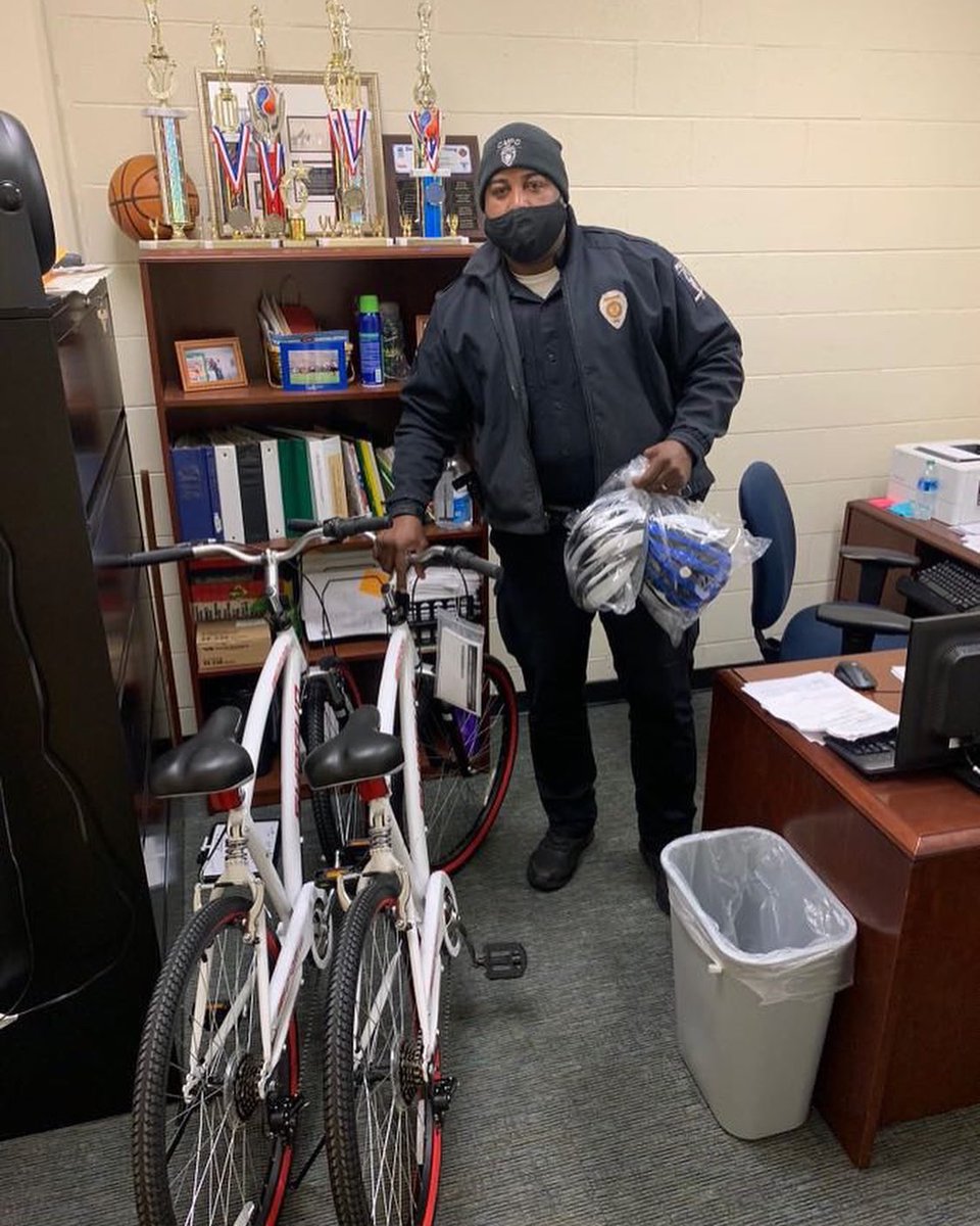 RMFYCharlotte's tweet photo. Look at those faces! That’s what we’re talking about! Remember those bikes the @TheSpokesGroup donated to us &amp; @CLTgov helped us assemble? Well, they made it to some amazing RMFY students. Also, thank you to @MeckSheriff, @CMPD , and @CharMeckSchools for helping us make it happen https://t.co/YGfgLyVbIm