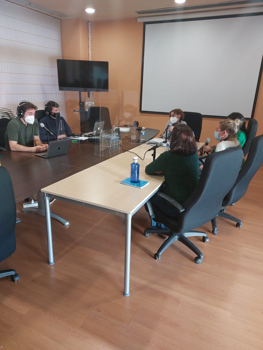 LoupodFM's tweet photo. 🆕 Próximamente traeremos una nueva entrega con el Comité de Balance de Género del @CBGP_Madrid
📢 ¡Estad atentos estas semanas en Loupod!
#Ciencia #investigacion #podcast #PodcastAndChill #CBGP #Mujeres https://t.co/NGtAx7wbUa
