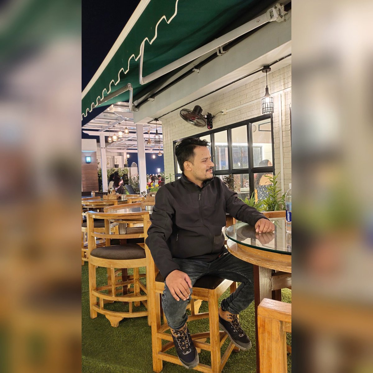 devajit_5's tweet photo. Good night https://t.co/bJuRIF8ADM