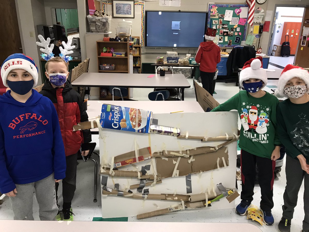 HEnrichment's tweet photo. Engineering enrichment group finished up the last day building our marble mazes!  Goal was to have the marble roll for the longest time! https://t.co/JLj0Q5fwmA