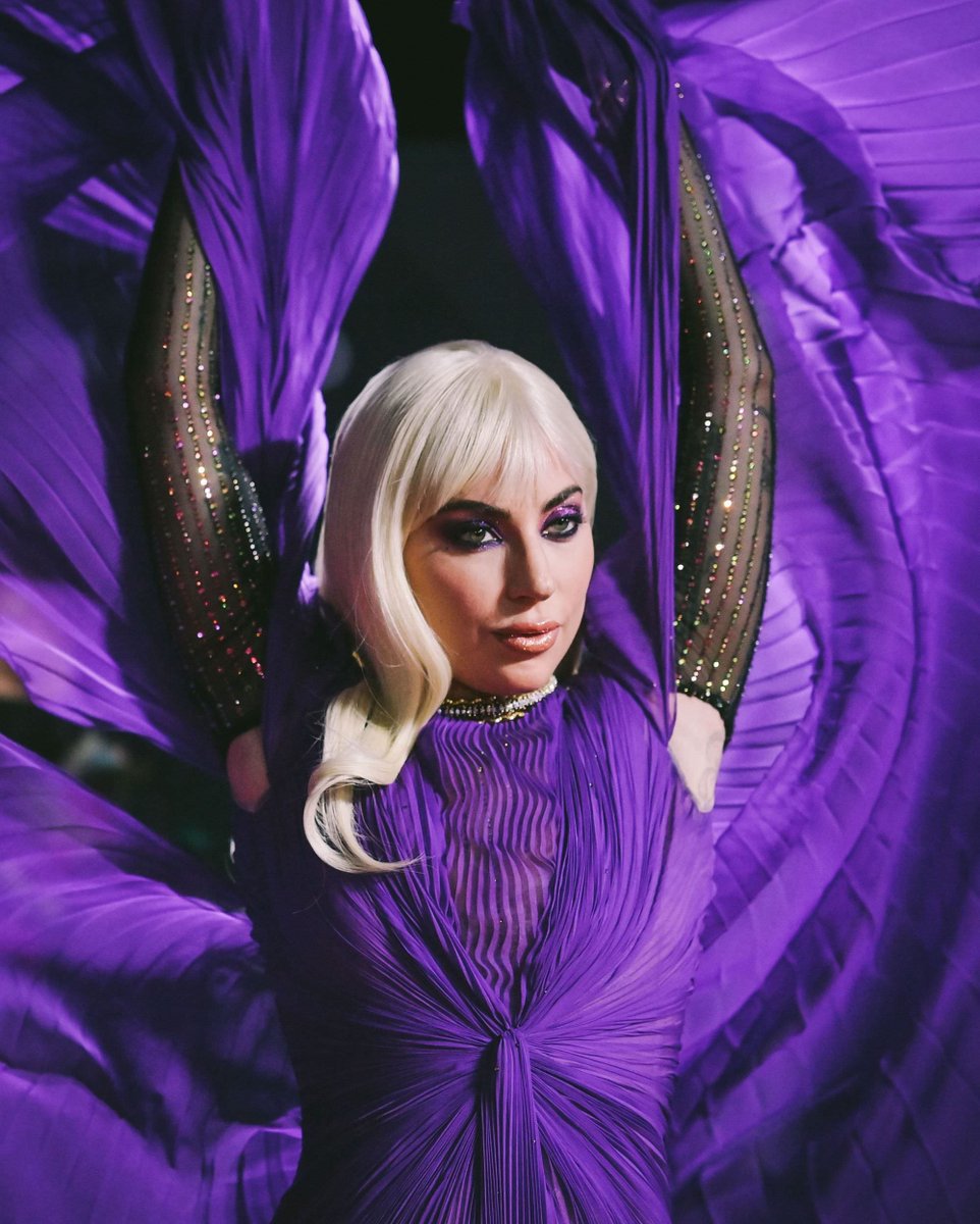 ladygaganownet's tweet photo. Vogue lists Lady Gaga as one of the “Best Dressed Women of 2021” alongside Zendaya, Dua Lipa and many others. https://t.co/nApBtfsSiV