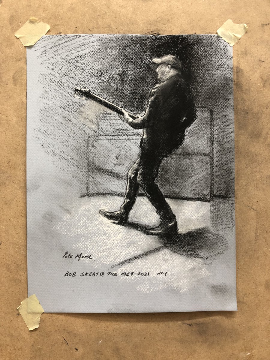 Another from my 'guitarists sketches' series... 'Bob Skeat @ The Met 2021', conte on pastel paper. @wishboneash_com #bobSkeat #wishboneash #progrock #twinleadguitars #bass #bassguitar @themet #Burymet #TheMet #TheMetBury #sketch #sketching