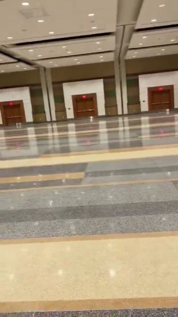 Śtrvggle tweet media