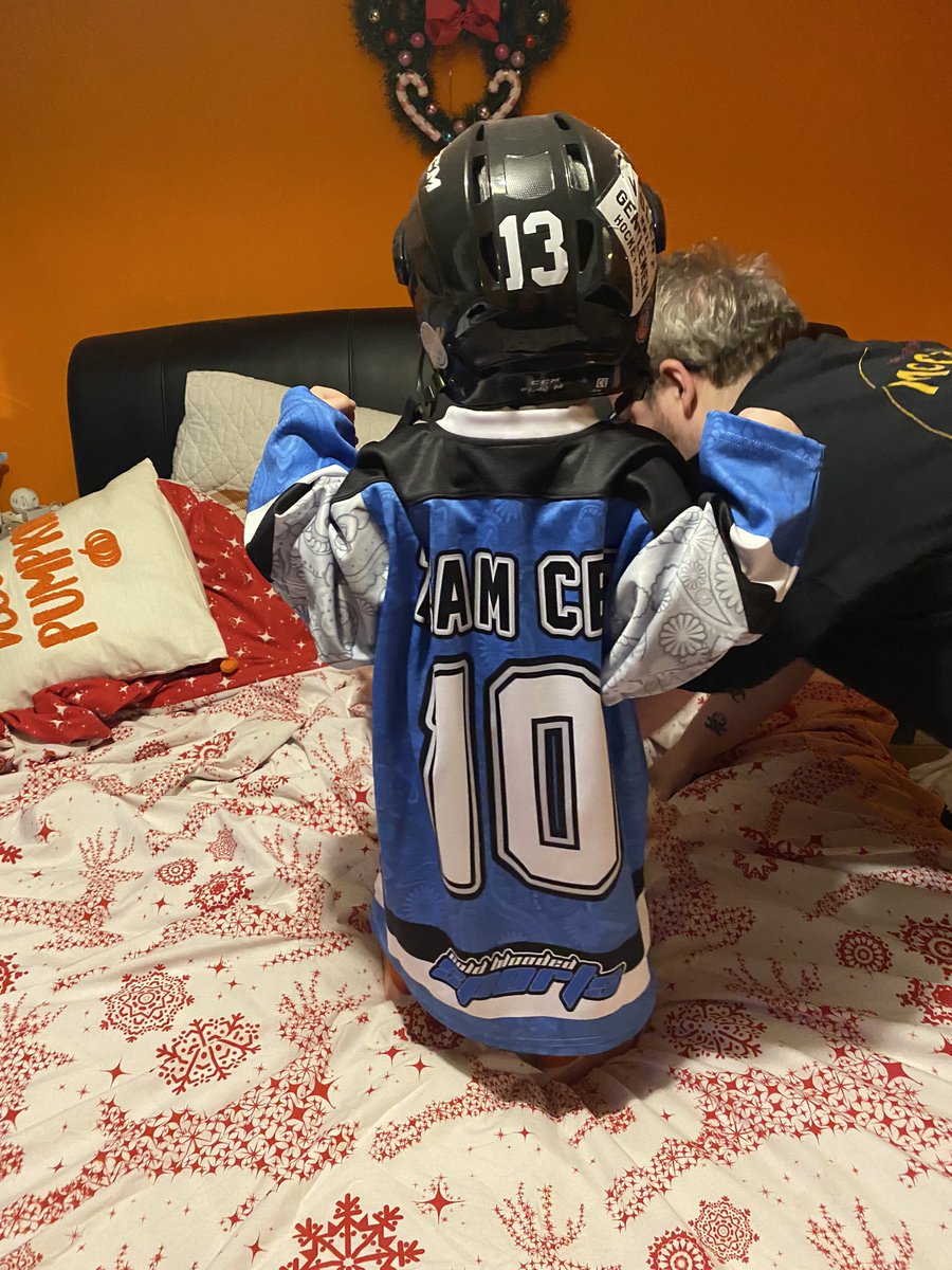 marauder_potter's tweet photo. My incredible @C_B_Sports 10th anniversary jersey arrived today and it is even better in person than in pics! Also had a wee extra for Griffin of his very own jersey from his amazing buddies Sam & Sarah. The girls are next to get their jerseys too! #teamcbs #keepitcoldblooded https://t.co/6m0gLDY4Hz