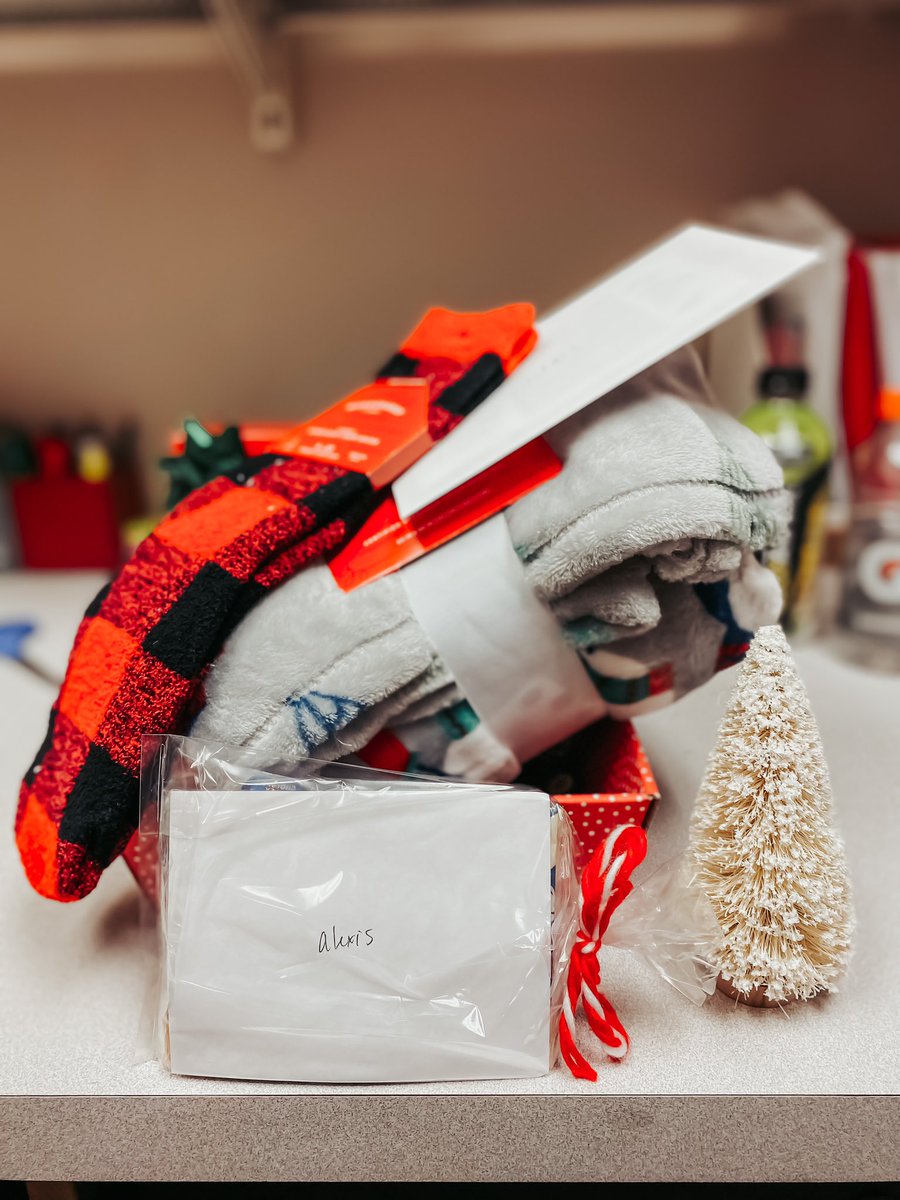 Bryan Gamboa tweet media