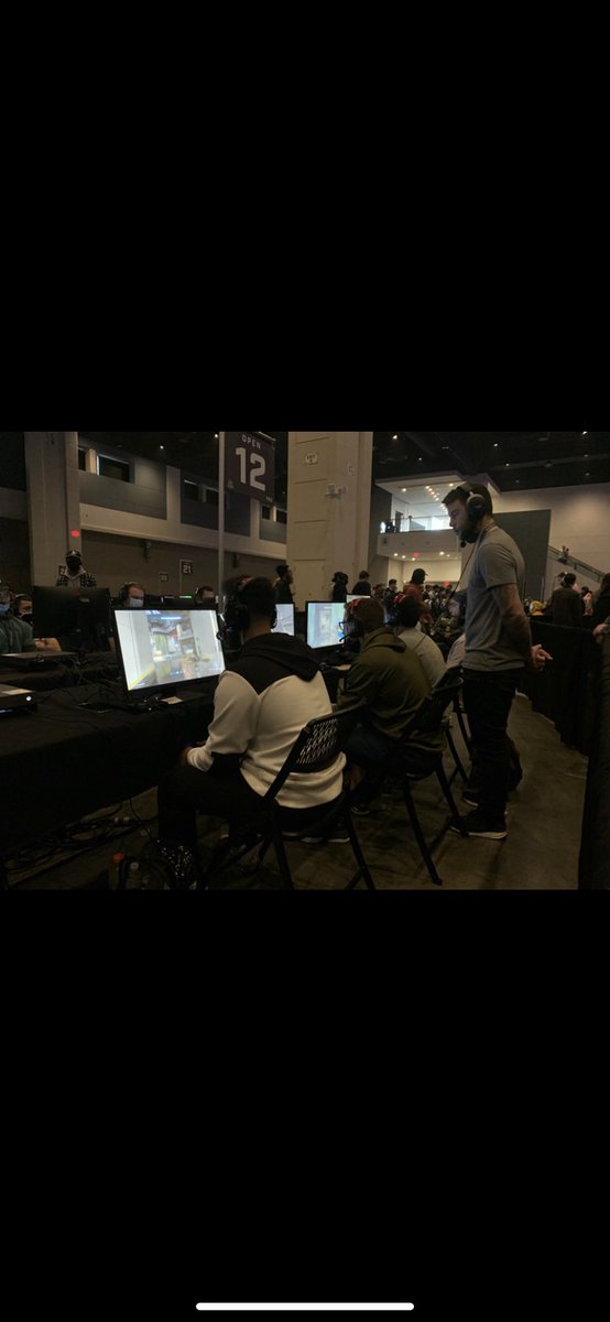 Cheeks4Meeks's tweet image. @StrifeScenario