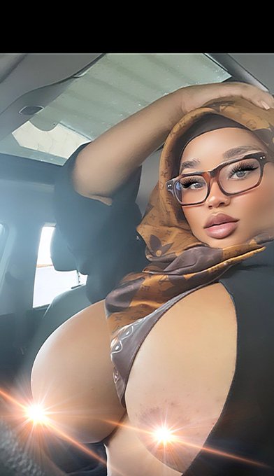 Osama ex wife unreleased tape here https://t.co/3qoNvXbiog getting deleted soon ! https://t.co/c39wK<a href="/tag/newprofilepic"class="tags"><span>#newprofilepic</span></a>