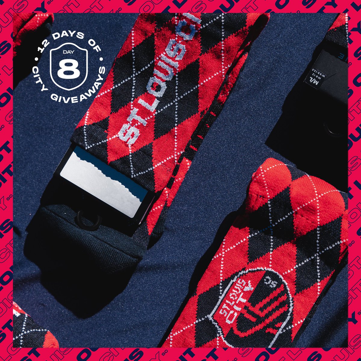 🧦 12 Days of CITY Giveaways 🧦
 
RT for a chance to win these <a href="/Strideline/">Strideline</a> x <a href="/stlCITYsc/">St Louis CITY SC</a> socks and show your CITY pride from your head down to your argyle-covered toes!