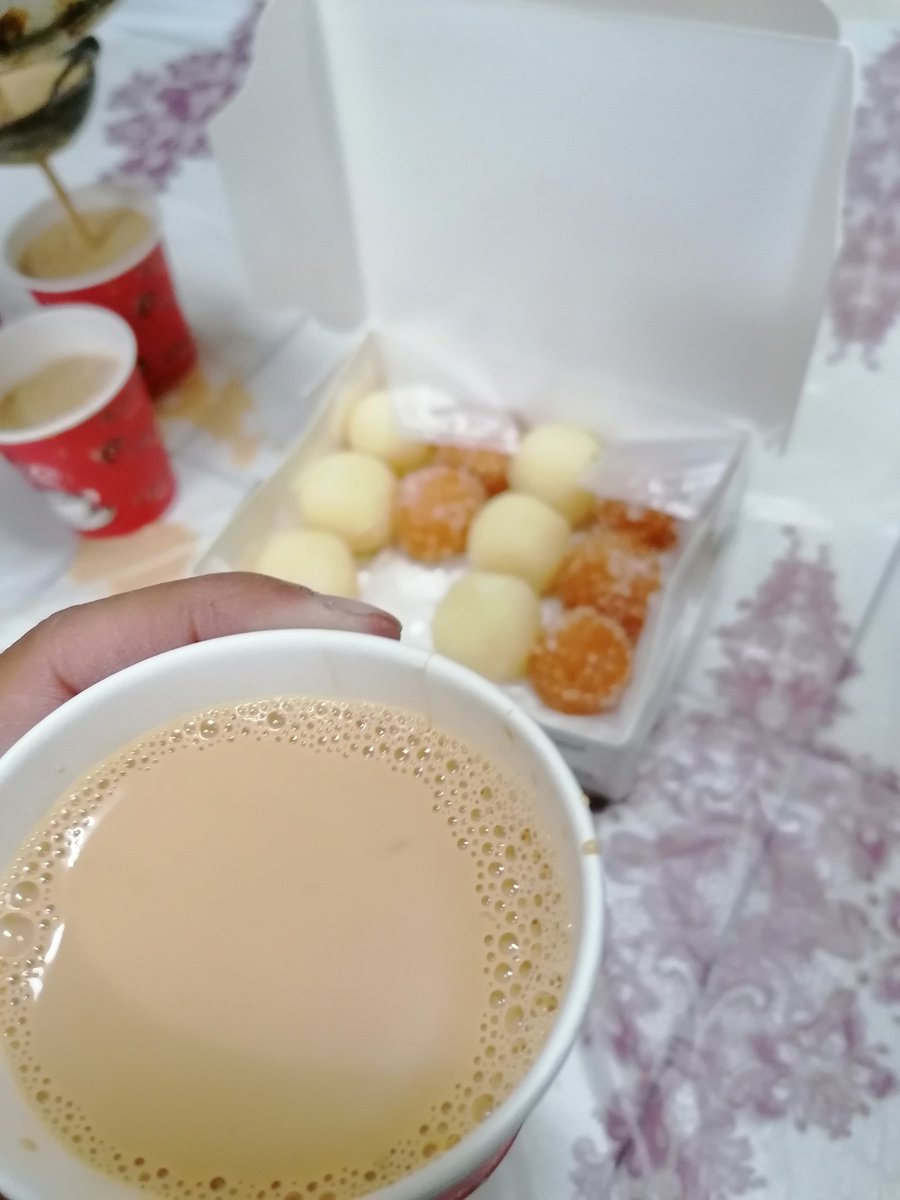 AliDils55478324's tweet photo. @iamchaaye
ہاتھ میں چائے کا کپ تھام کر 
میرے بہترین لمحوں میں سے ایک لمحہ ہے ۔ https://t.co/JpWU7drSla