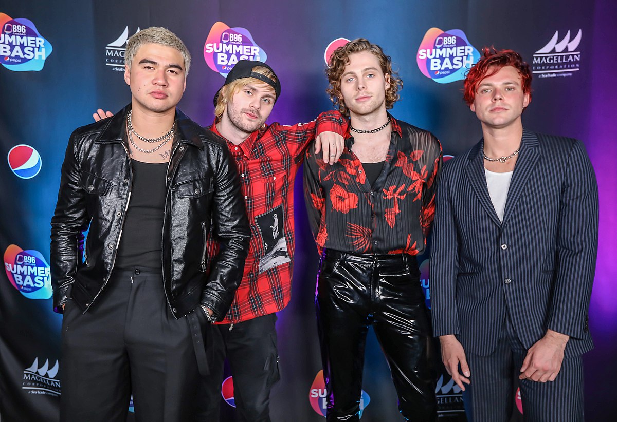 RyanMargolis3's tweet photo. 3/8/22:

Yet another artist has been confirmed for the CMHI music festival at Rutgers: 5 Seconds of Summer!

After their set, lead singer Luke Hemmings, will talk to the audience about the second sign of emotional suffering: decline in personal care.

#cmhifestival https://t.co/eXjCDYju5a