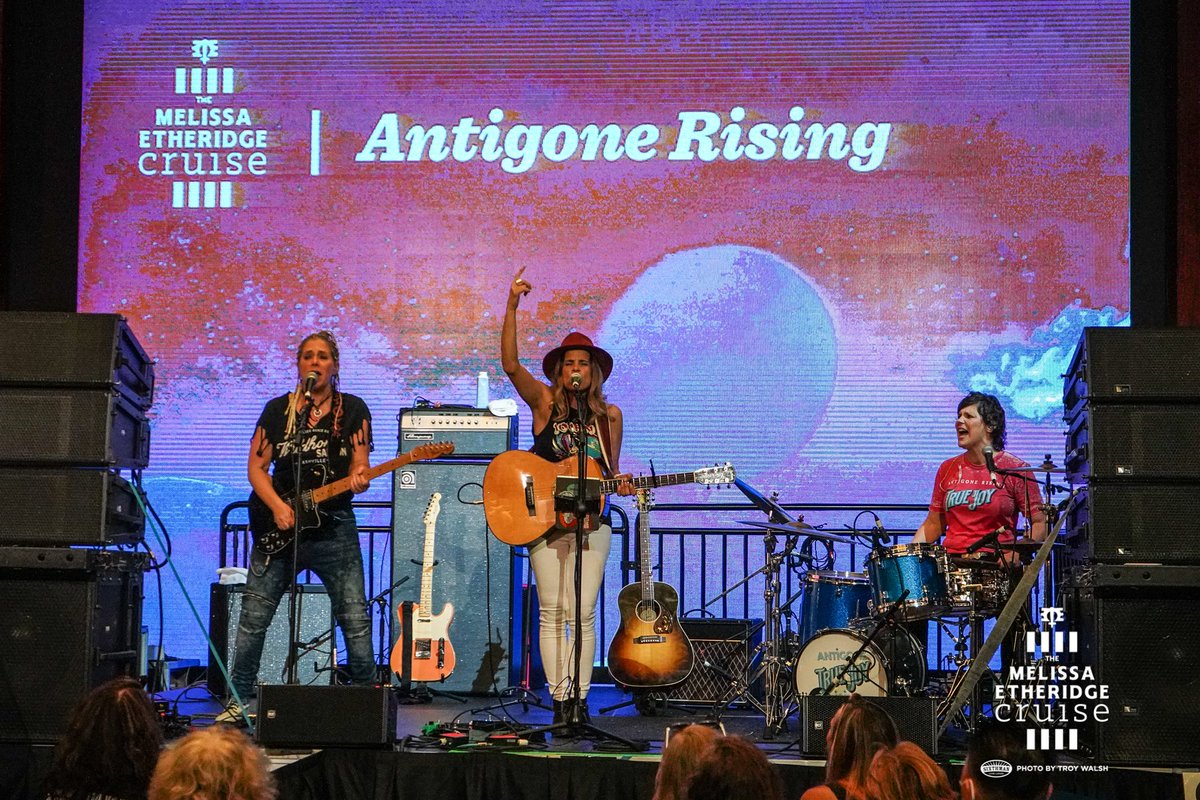 Melissa Etheridge Cruise tweet media