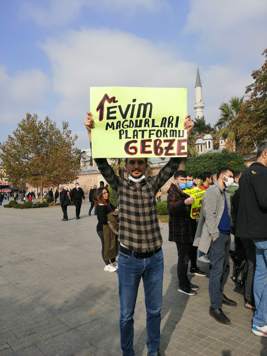 Ramazan58082366's tweet photo. Haklı mücadelemizden vazgeçmeyeceğiz; 54Bin Aile Mağdur, Çözüm istiyoruz.#EvimMağdurlarıAkpartiÖnünde81Ilde  @TmsfTr @RTErdogan @adalet_bakanlik @TRombudsman @tacettin_ @fuatoktay @MustafaSentop @abdulhamitgul  @meral_aksener @fahrettinaltun @NureddinNebati @celalettingvnc https://t.co/EDgrPvAjra